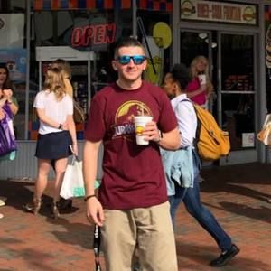 Meet your Posher, Justin